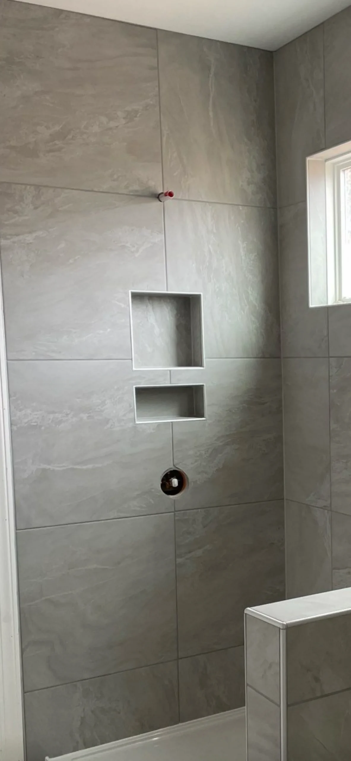 large format bathroom tile layout