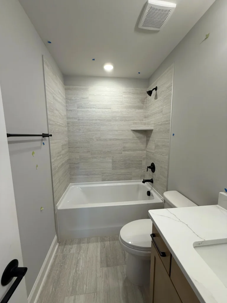 Bathtub tile shower surround